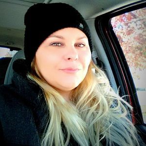 Meet your Posher, Nickie